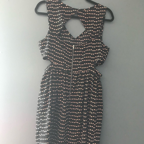 Girl Black and Pink Dress! - Picture 2 of 2